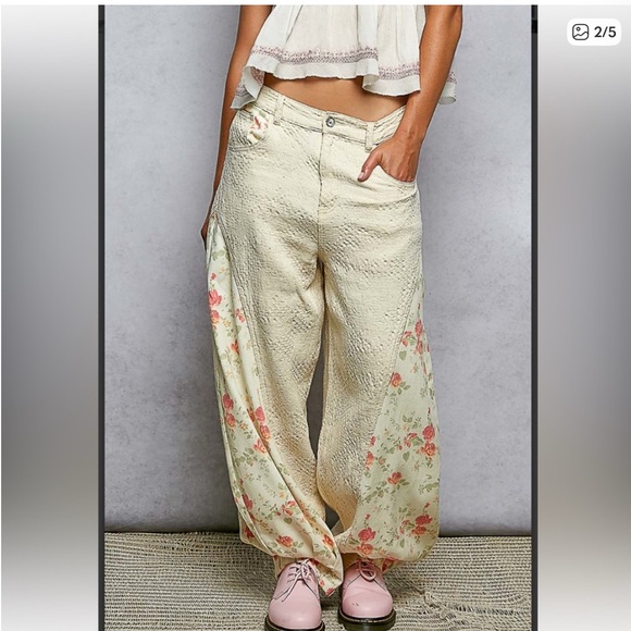 New POL Barrel Wide-Leg Pants ~ Cream Floral - Picture 2 of 5